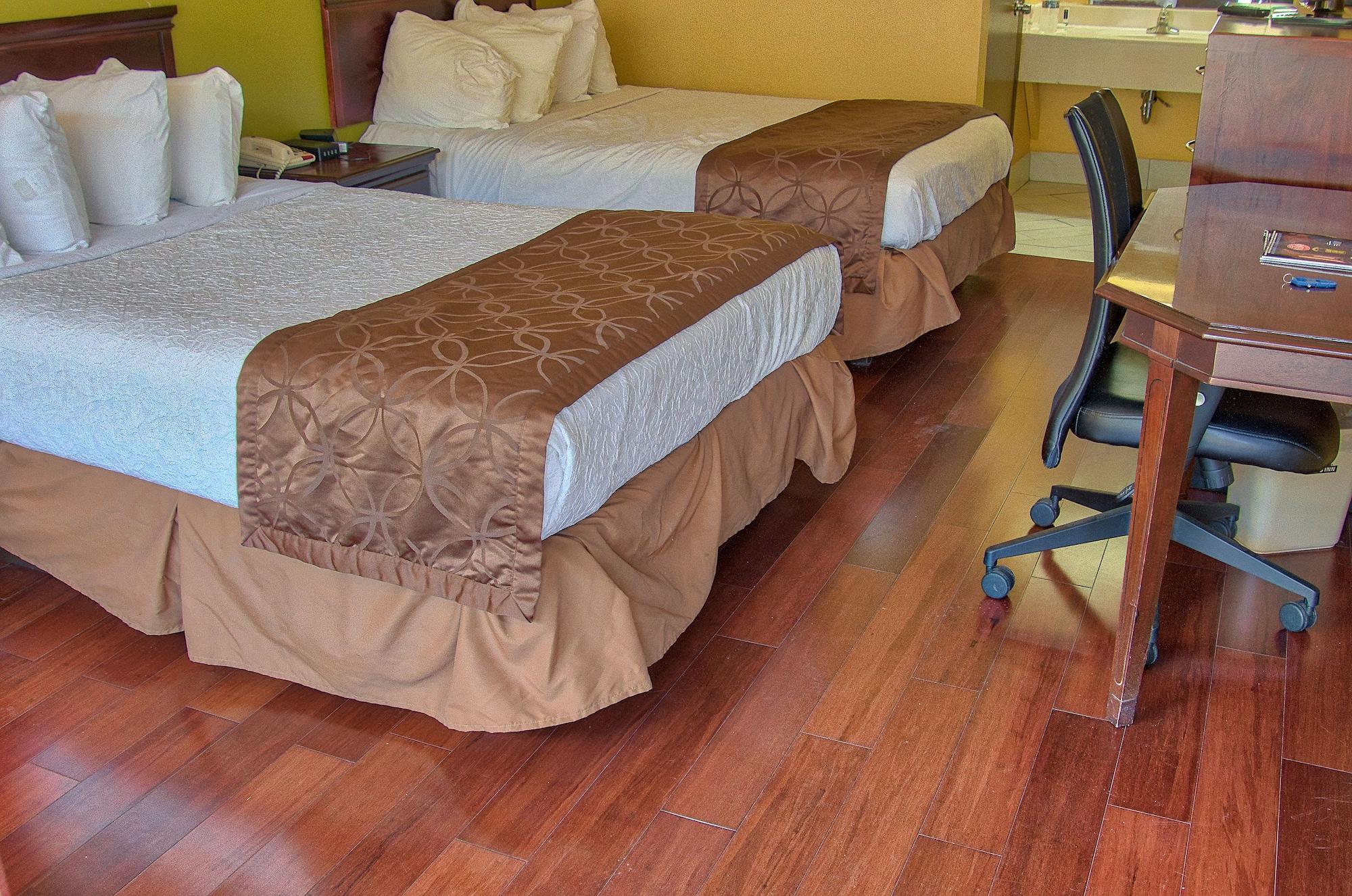 Days Inn By Wyndham Nashville Saint Thomas West Hospital Εξωτερικό φωτογραφία
