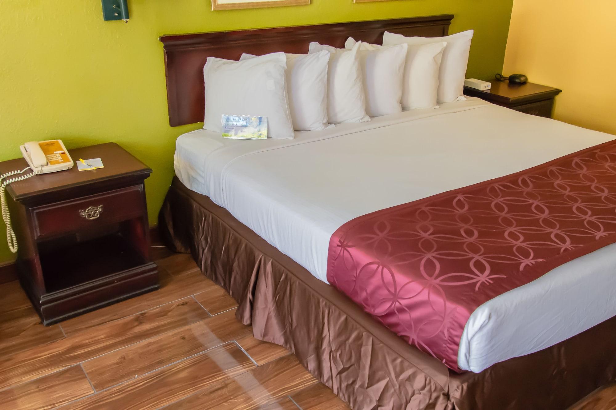 Days Inn By Wyndham Nashville Saint Thomas West Hospital Εξωτερικό φωτογραφία