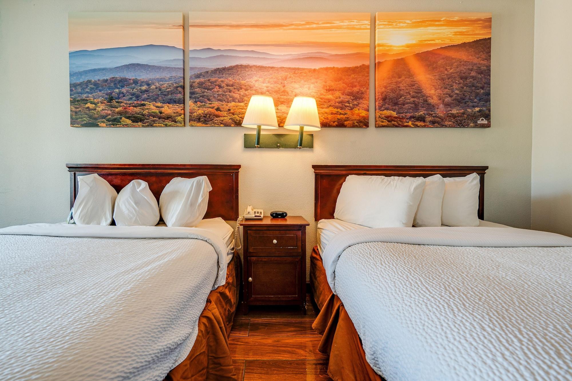 Days Inn By Wyndham Nashville Saint Thomas West Hospital Εξωτερικό φωτογραφία