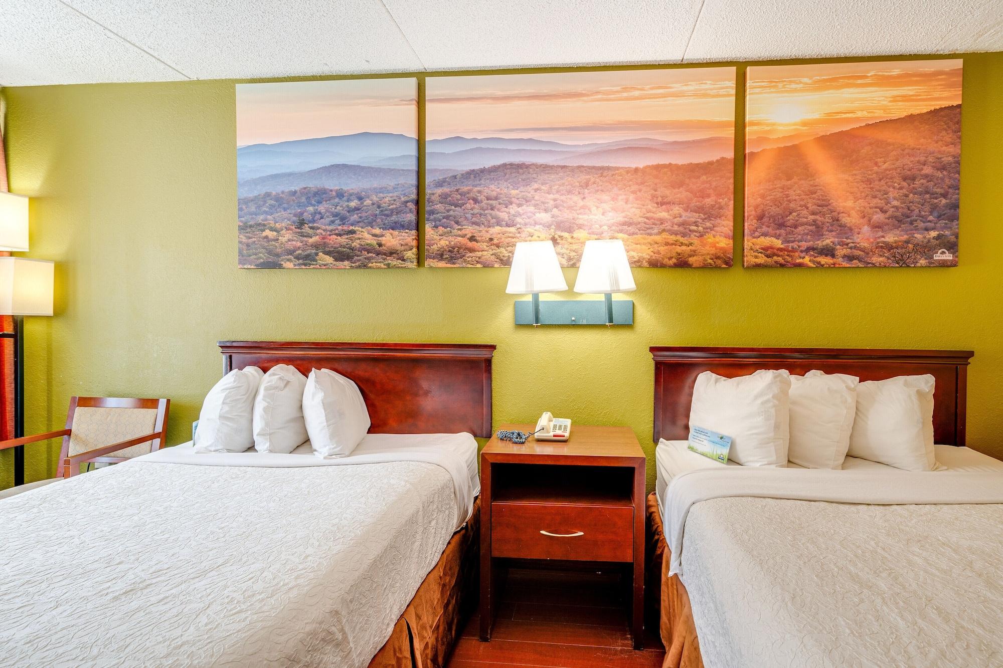 Days Inn By Wyndham Nashville Saint Thomas West Hospital Εξωτερικό φωτογραφία