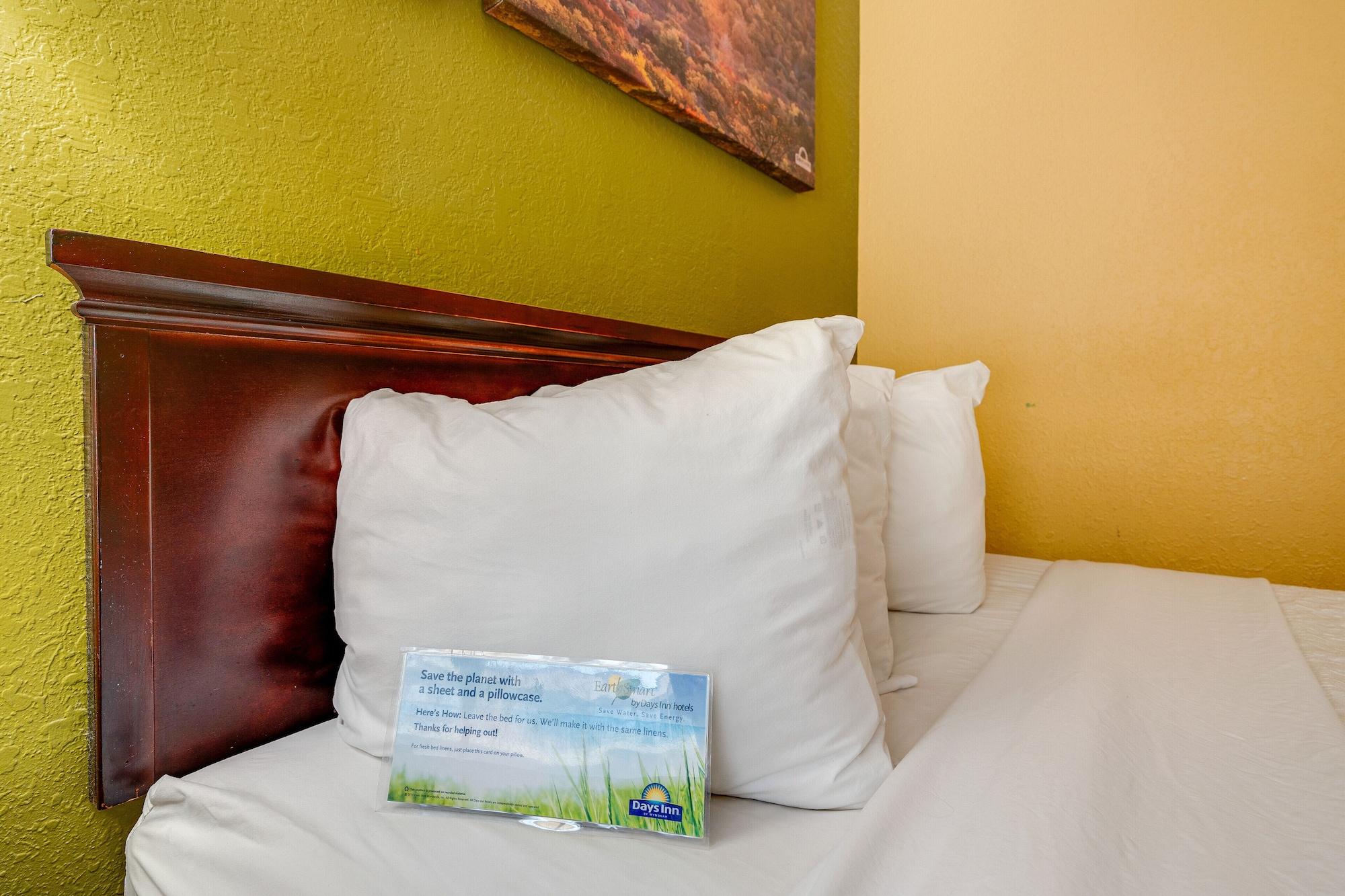 Days Inn By Wyndham Nashville Saint Thomas West Hospital Εξωτερικό φωτογραφία