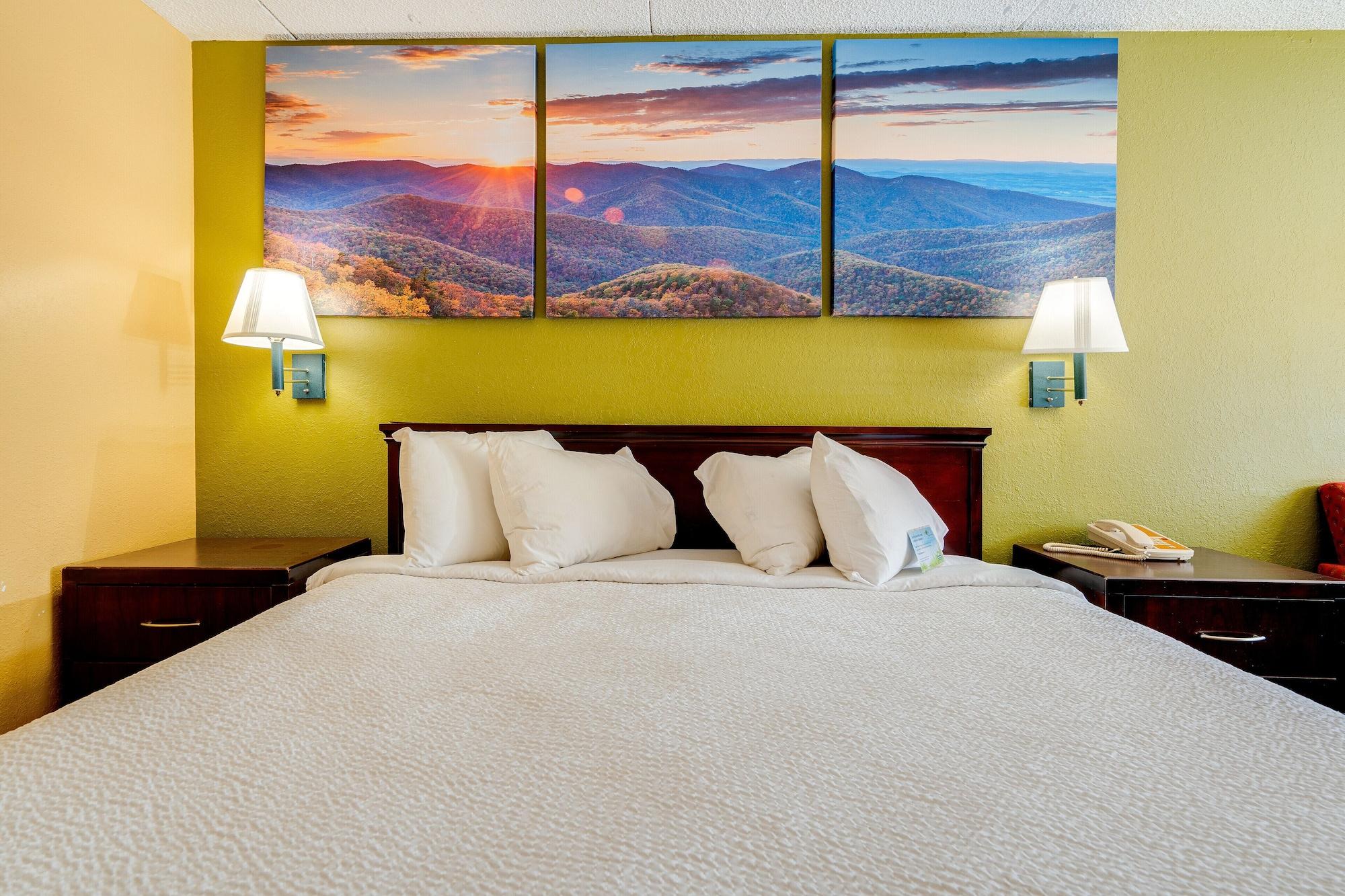 Days Inn By Wyndham Nashville Saint Thomas West Hospital Εξωτερικό φωτογραφία