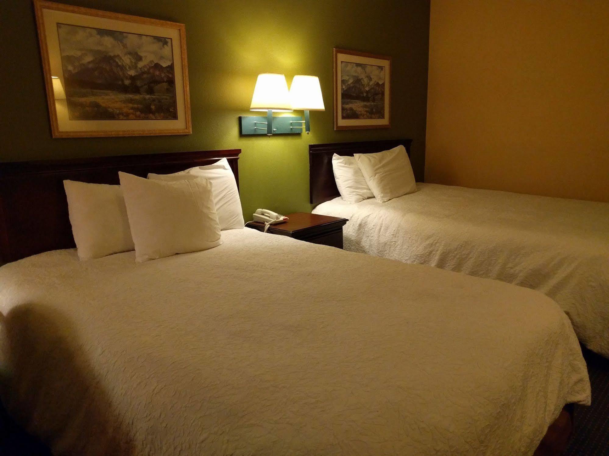 Days Inn By Wyndham Nashville Saint Thomas West Hospital Εξωτερικό φωτογραφία
