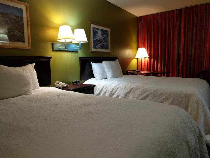 Days Inn By Wyndham Nashville Saint Thomas West Hospital Εξωτερικό φωτογραφία
